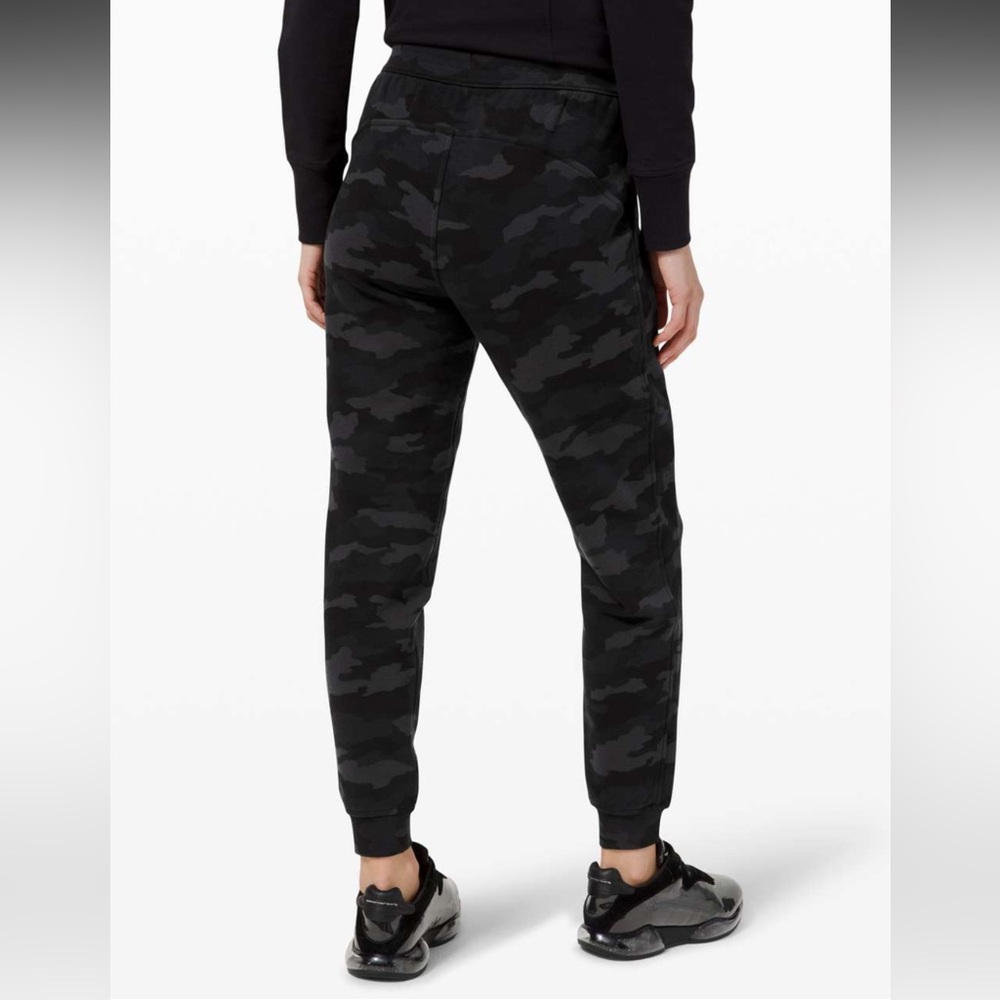 Lululemon Athletica High Rise Scuba Joggers
